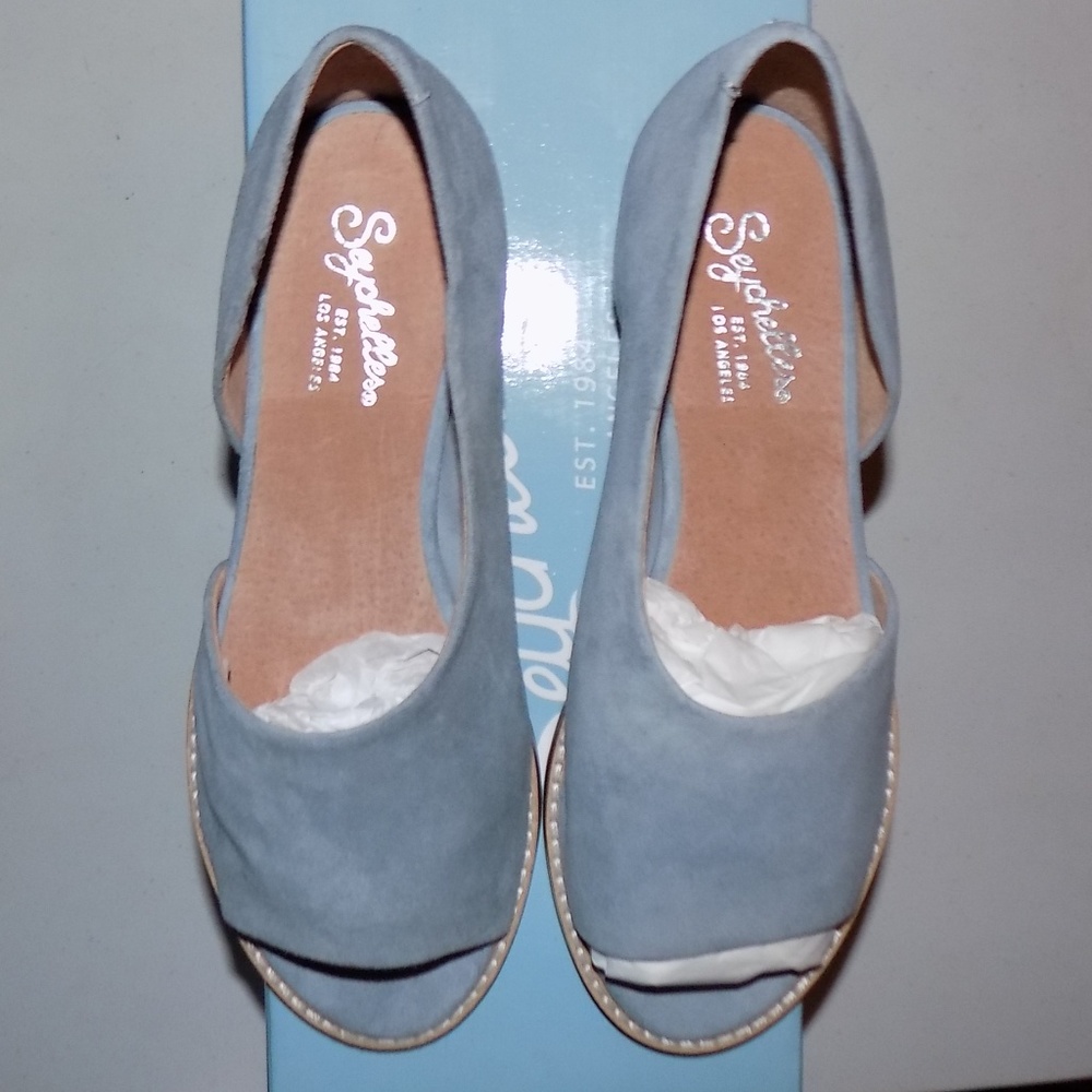 New Seychelles Passport Denim suede d'orsays US7